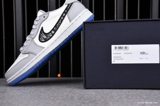 OG CN8607-002 X DR (DR JORDAN 1 LOW box) shoe 0808